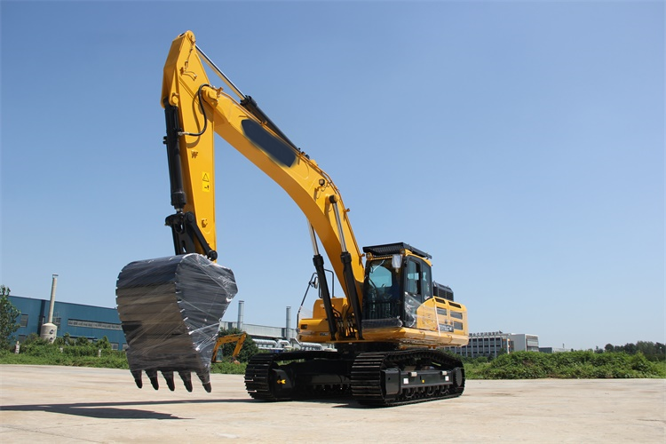 SE370 excavator
