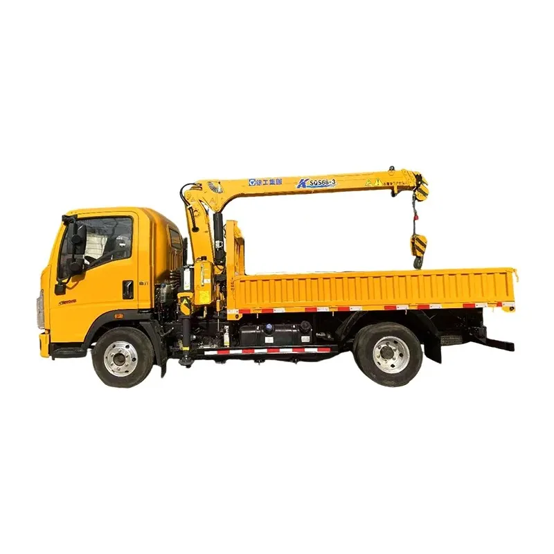 XCMG 5 ton SQ5SK3Q mini telescopic boom truck mounted crane