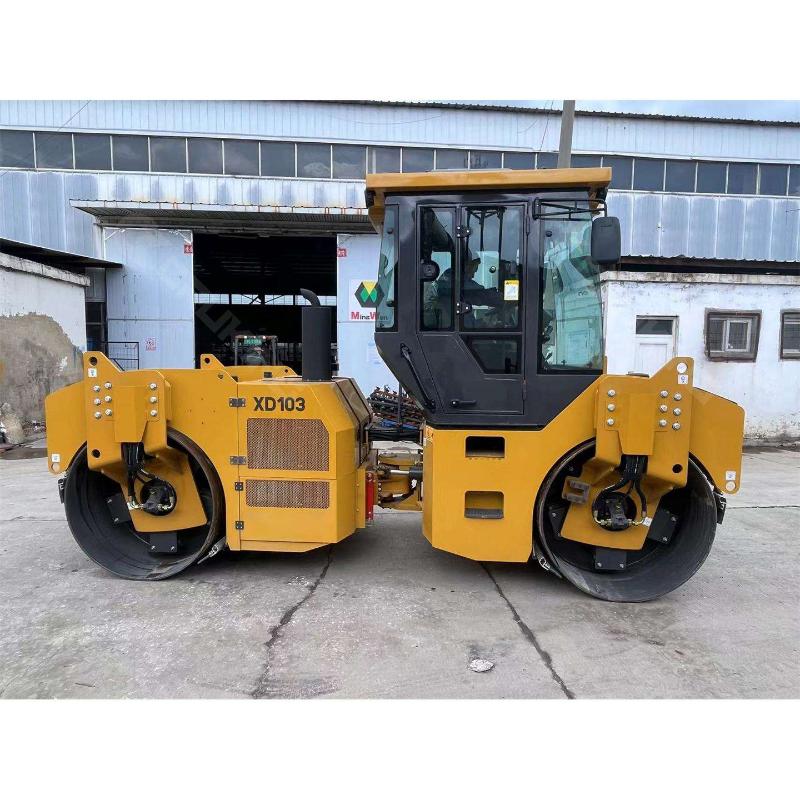 XD103 Road Roller