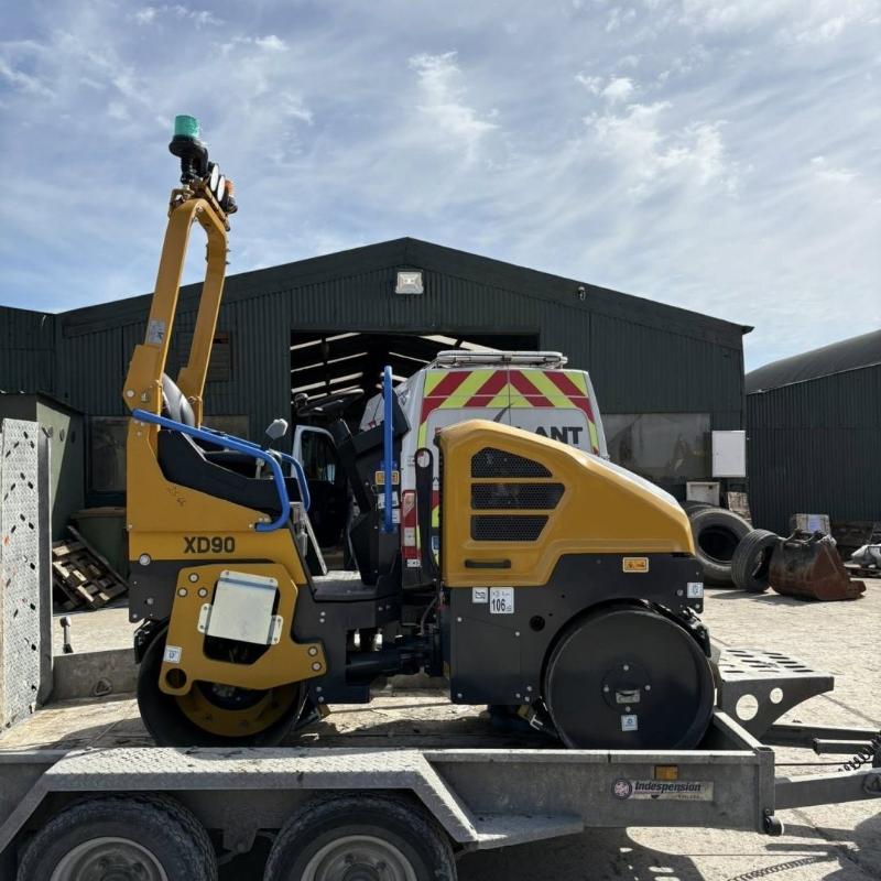 XD90 Road Roller