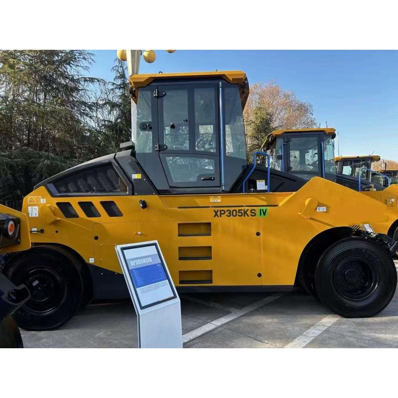 Road Roller XP305KHSIV