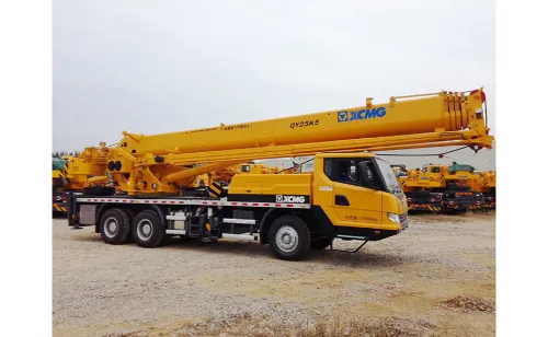 XCMG QY25 Series Crane vs. XCT25L5 Crane