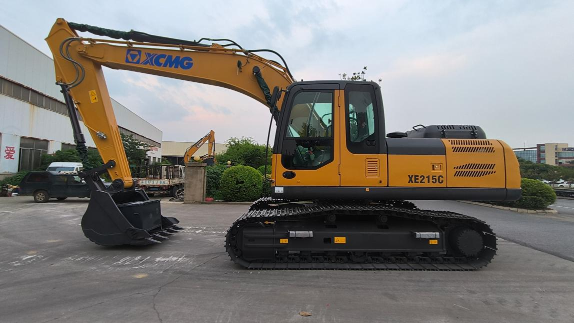 XCMG Excavator vs Komatsu Excavator Comparison
